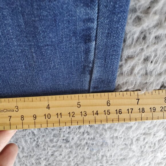 New York & Co Jeans Womens Large Blue Cropped Tummy-Less Pull-On Stretch Denim - Picture 9 of 11